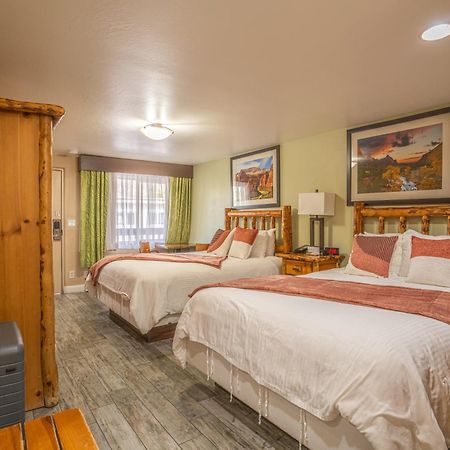 Pioneer Lodge Zion National Park-Springdale Bagian luar foto