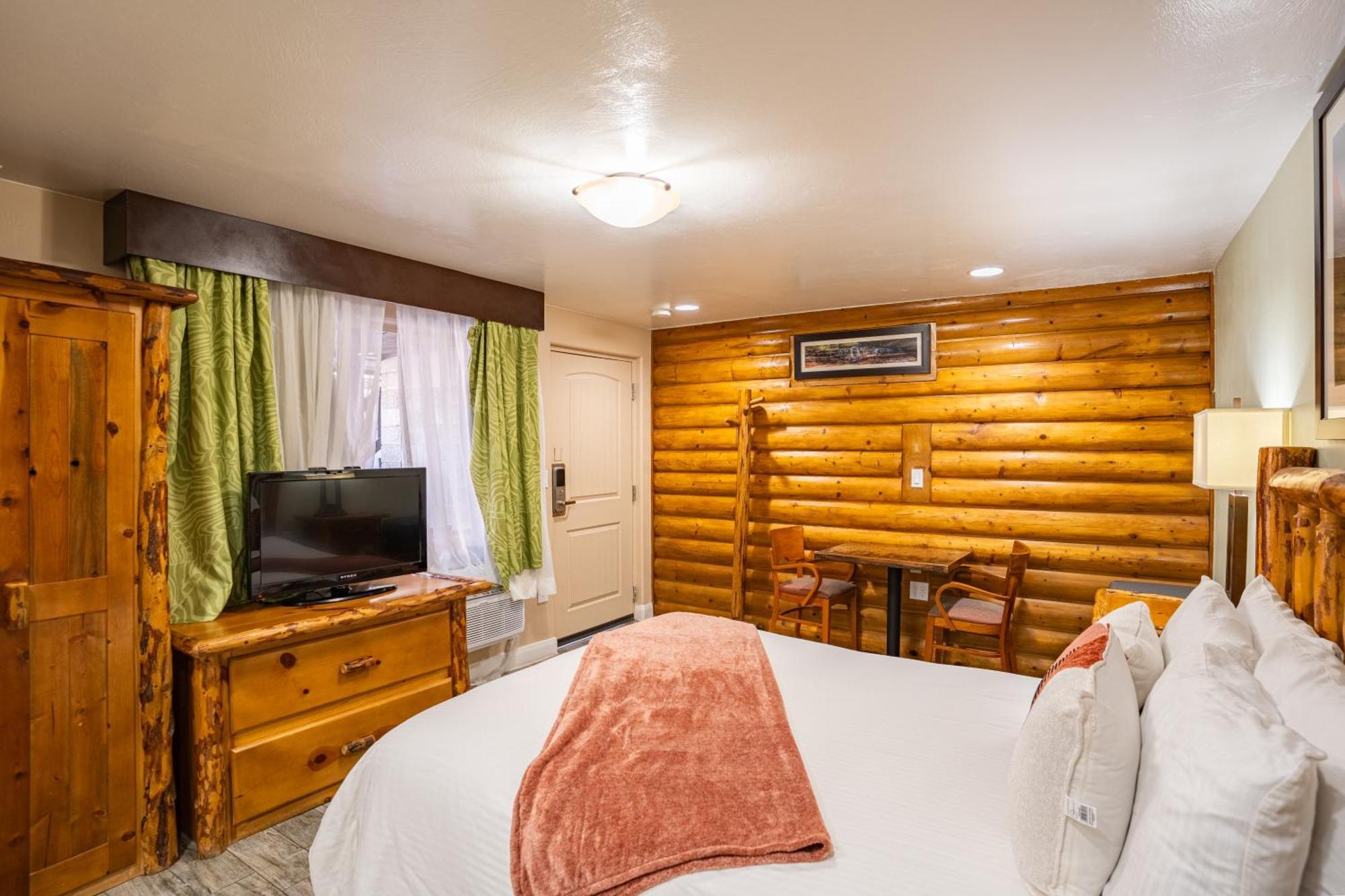Pioneer Lodge Zion National Park-Springdale Bagian luar foto