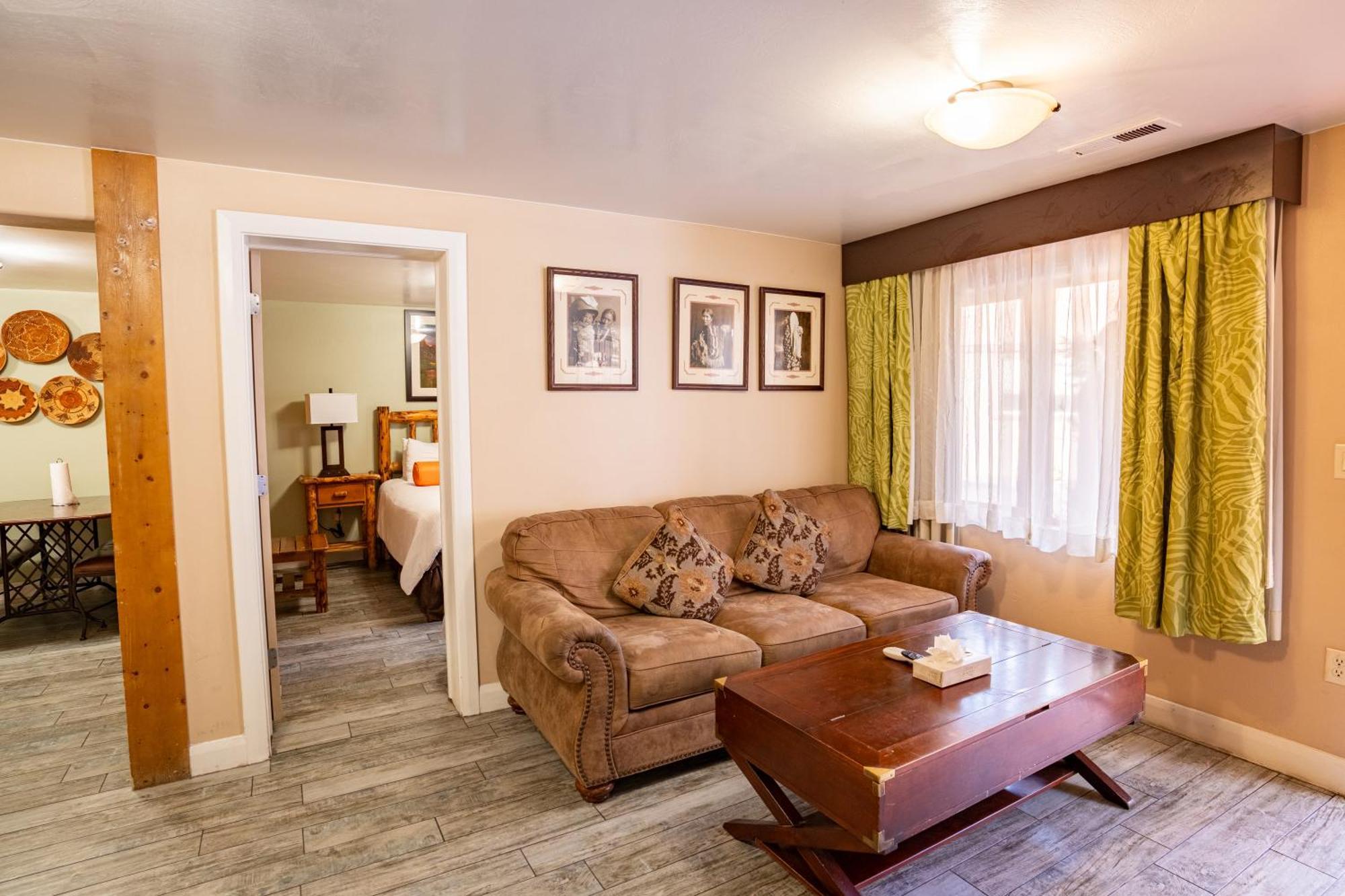 Pioneer Lodge Zion National Park-Springdale Bagian luar foto