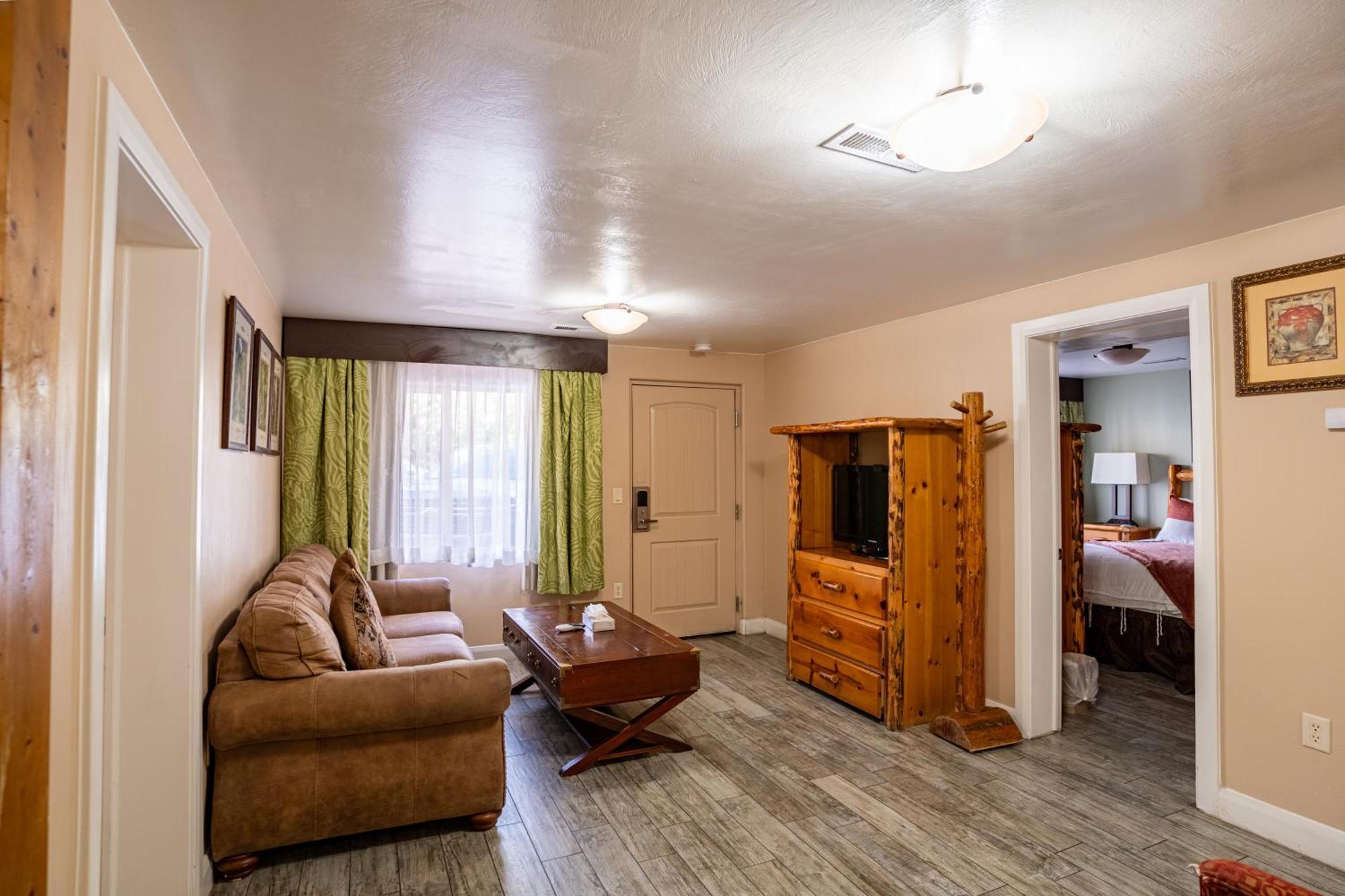 Pioneer Lodge Zion National Park-Springdale Bagian luar foto